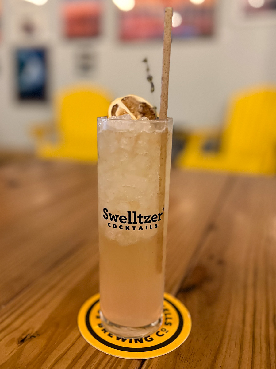 Lavender Squeeze - Southern Swells Brewing Co. | ViewFromALove