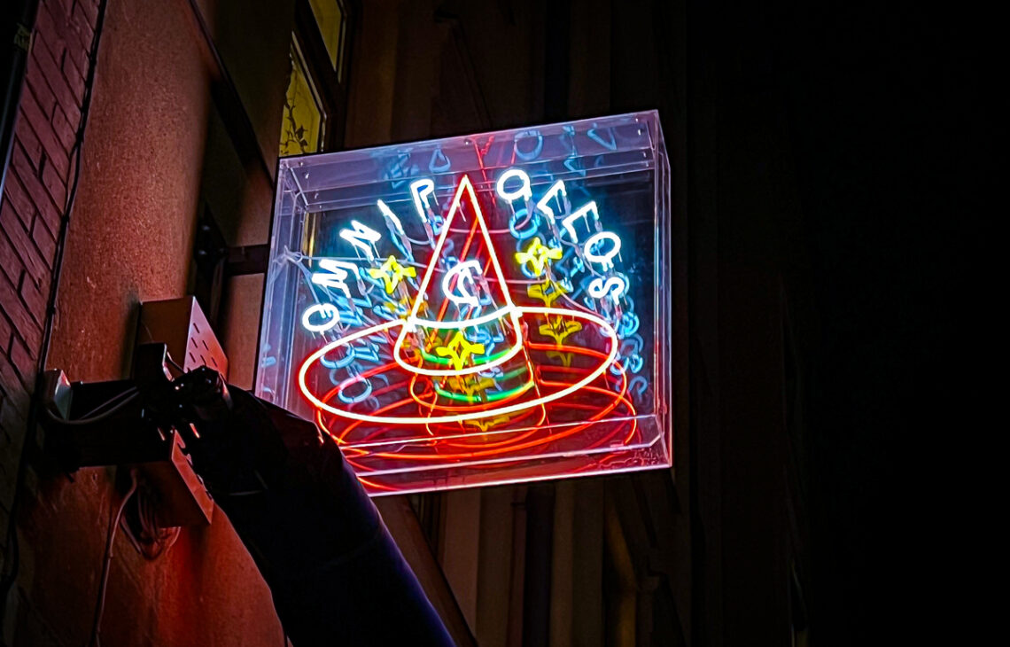 Omnipollos hatt (Review) | ViewFromALove