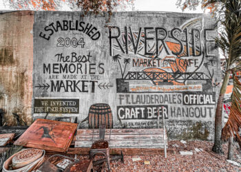 Riverside Market & Cafe (Review) | ViewFromALove