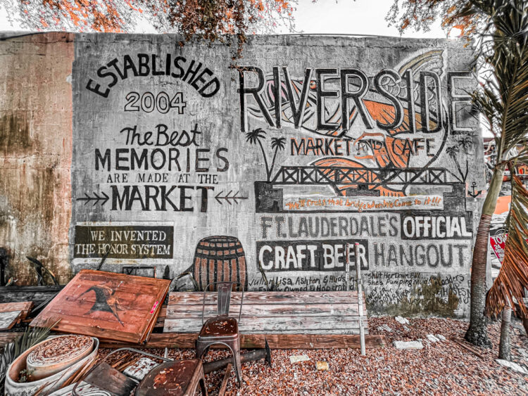 Riverside Market & Cafe (Review) | ViewFromALove